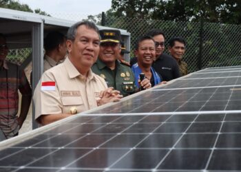 Resmikan PLTS Irigasi Desa Muara Lawai, Pj. Bupati Dukung Peningkatan Kesejahteraan Petani